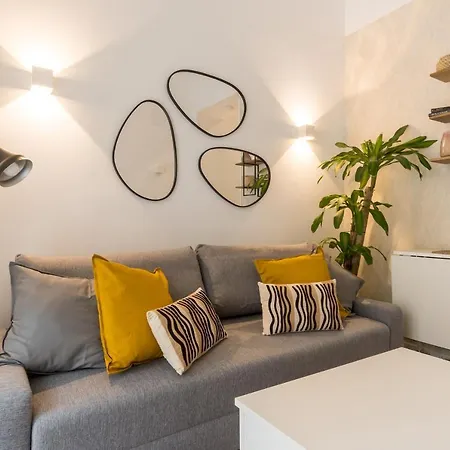Modern And Cozy- 1 Bedroom 1 Bathroom -Lavapies Madrid Exterior photo